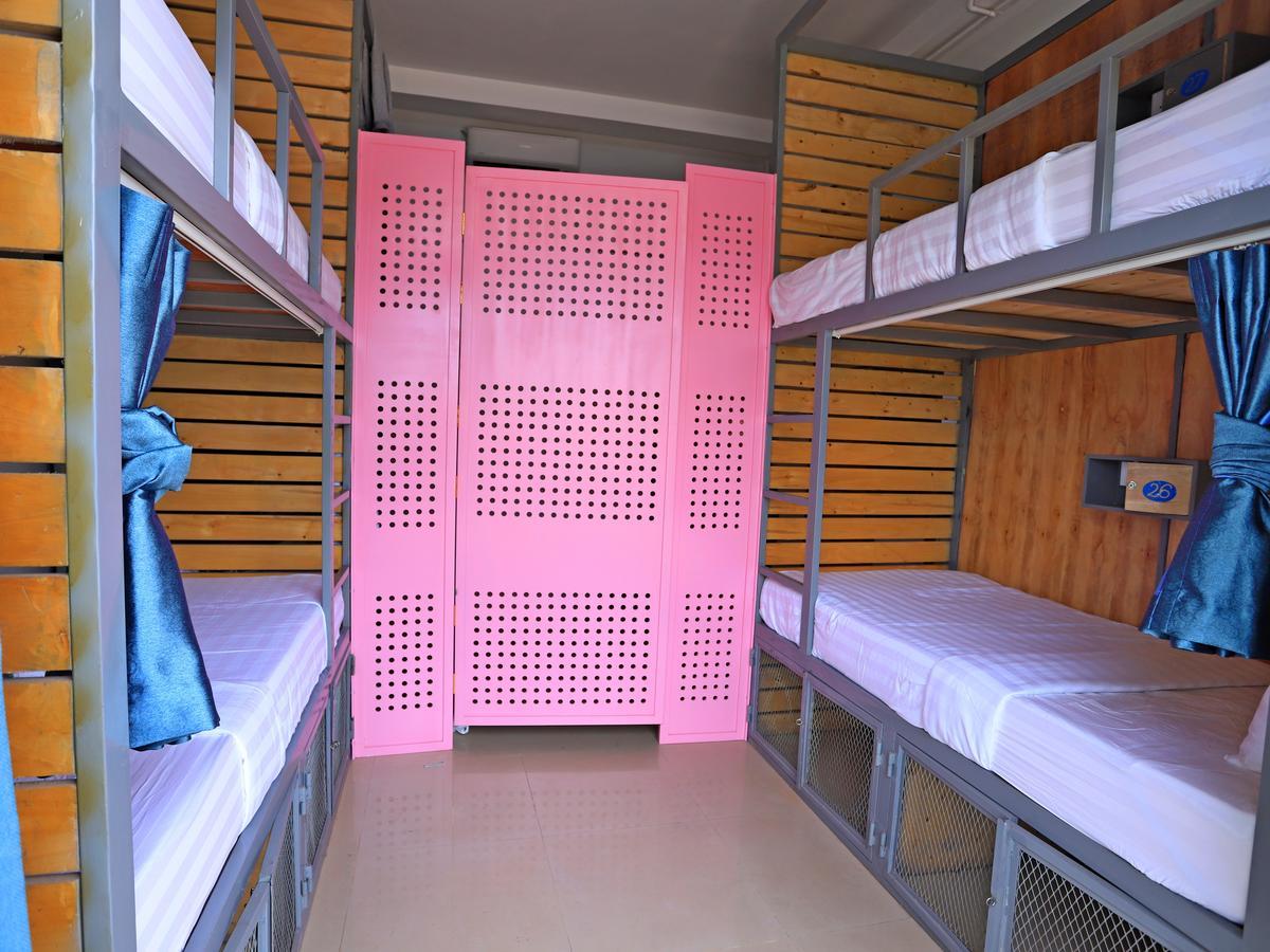 Oops Hostel سيام ريب المظهر الخارجي الصورة