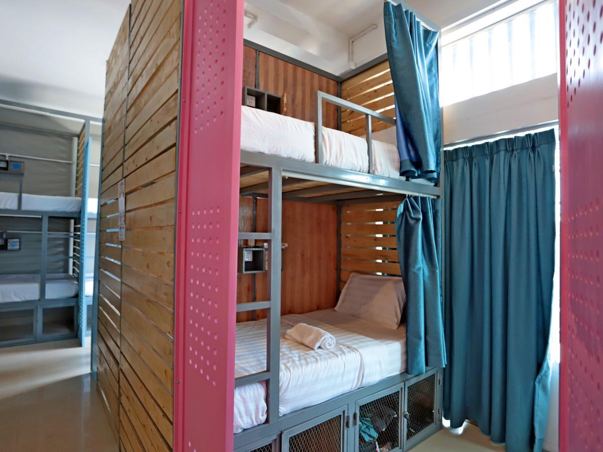 Oops Hostel سيام ريب المظهر الخارجي الصورة